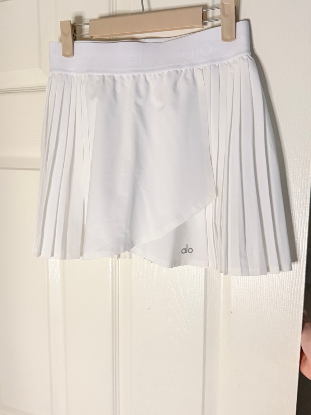 ALO Yoga White Pleated Skater Skirt